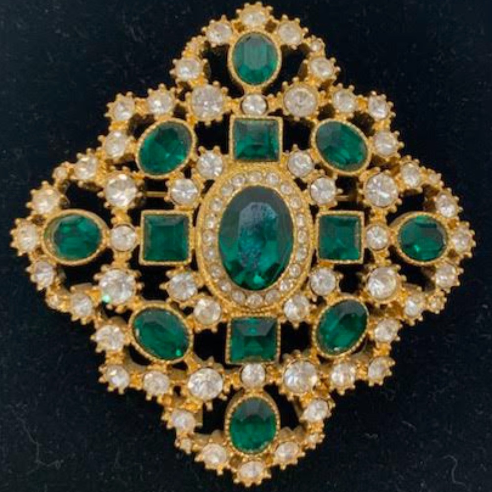 Joan Rivers Vintage Brooch Classic Collection Gorgeous